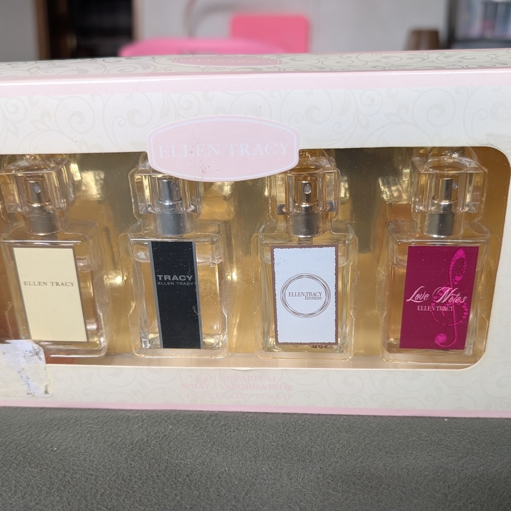 Ellen Tracy Mini Fragrance Set in Soft Pink and Cream